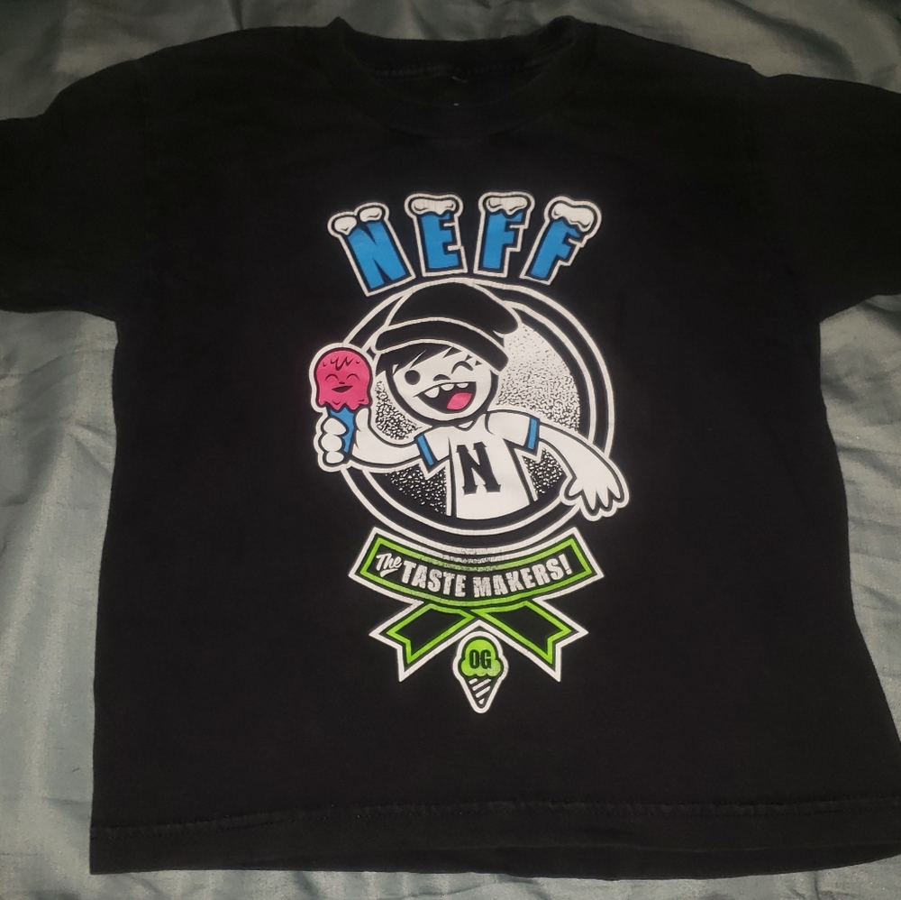 Neff graphic tee